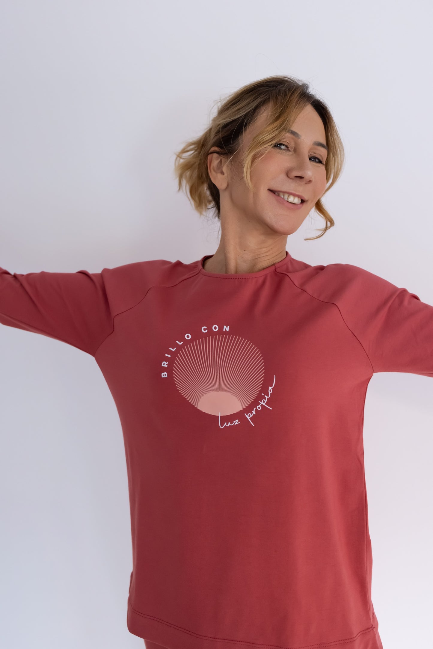 Homewear / Pijama Origen 'Brillo con luz propia'