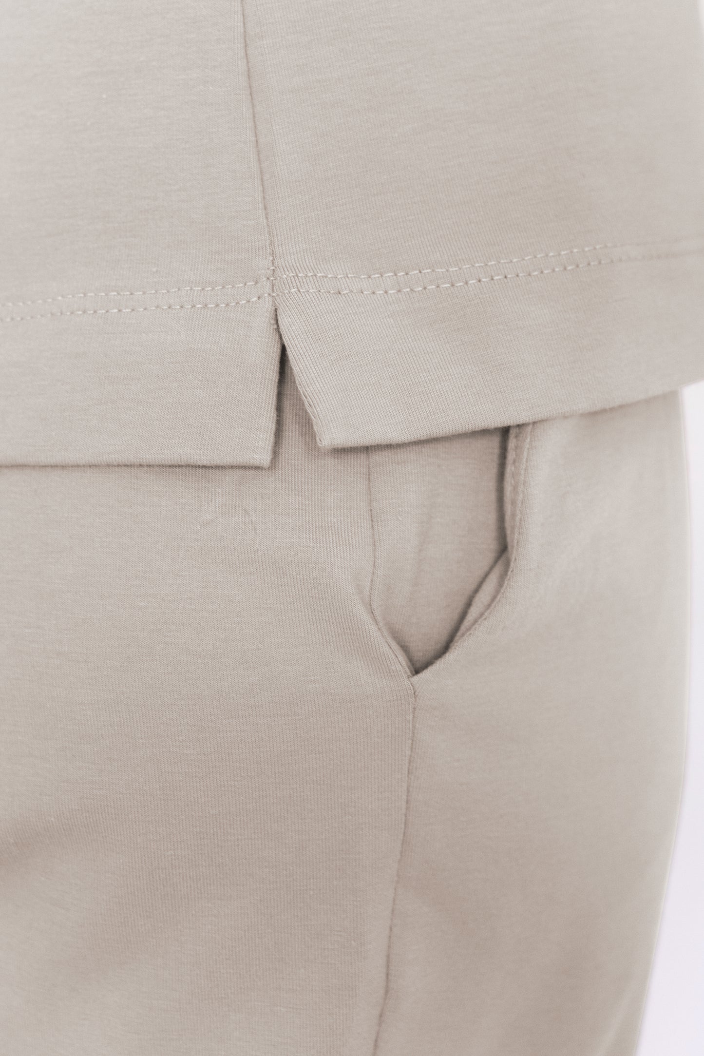 Conjunto Nara Dúo camisola y pantalón (verde - arena)
